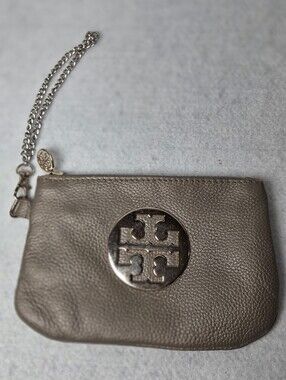 Tory Burch Pebbled Leather  Coin Purse Wristlet Chain Strap Logo Medallion
